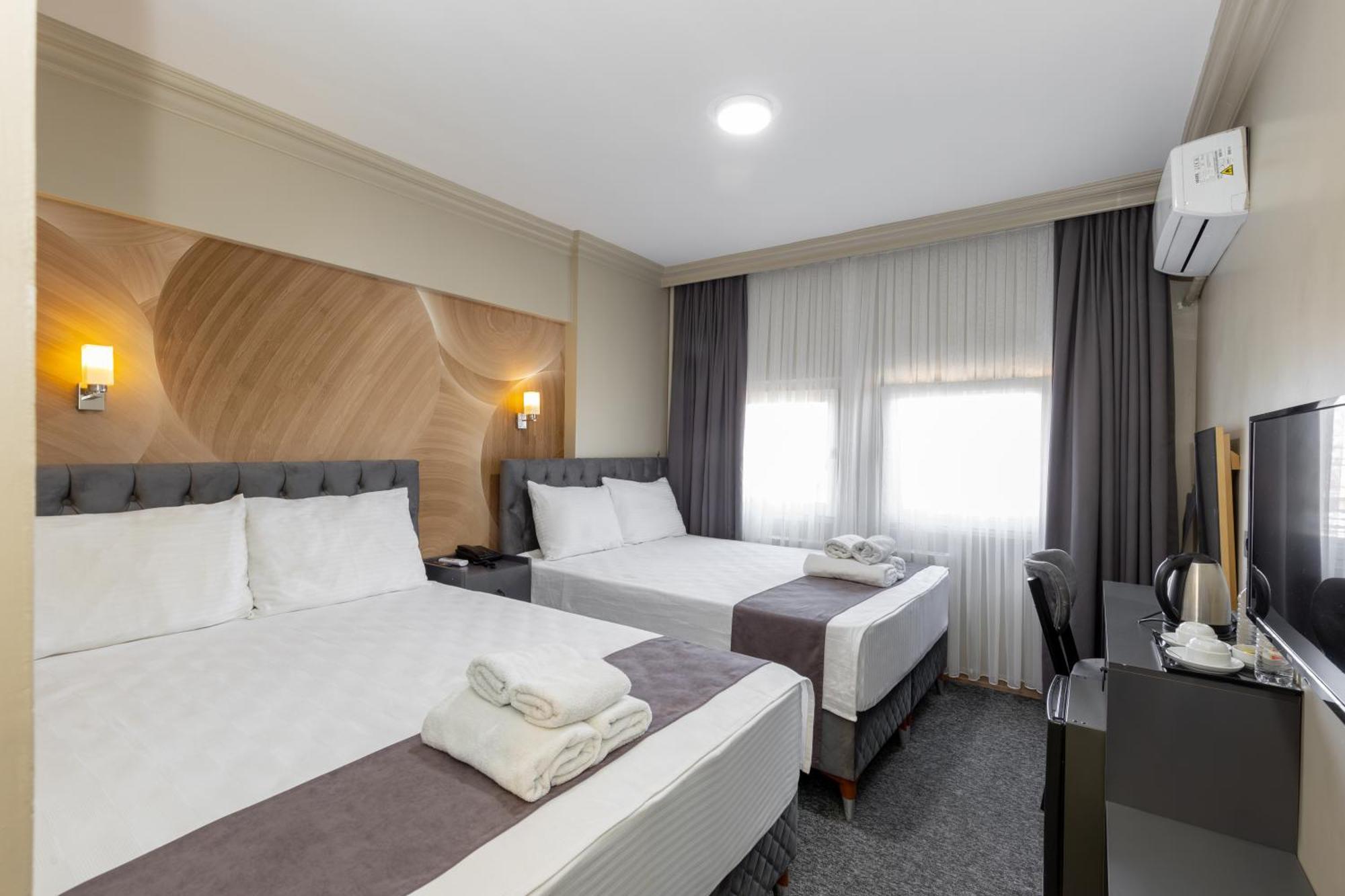 Bursa Loyal City Hotel Екстериор снимка