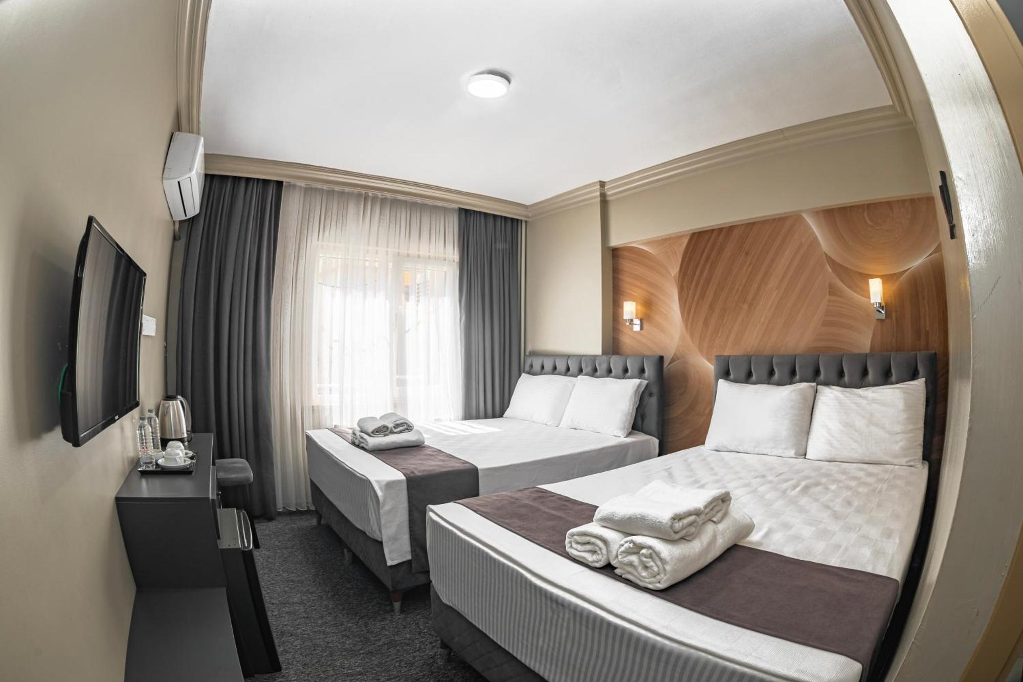 Bursa Loyal City Hotel Екстериор снимка
