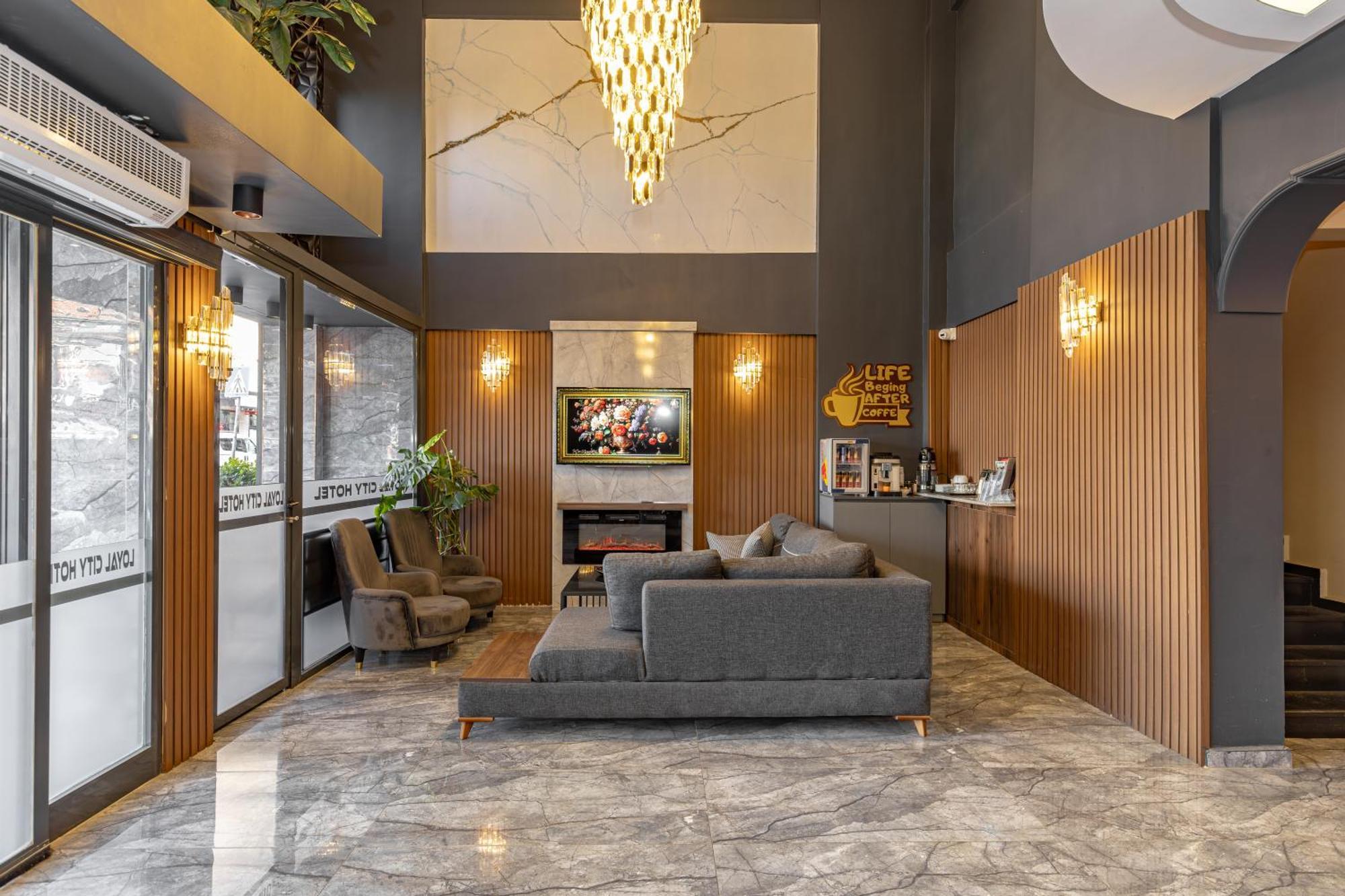 Bursa Loyal City Hotel Екстериор снимка