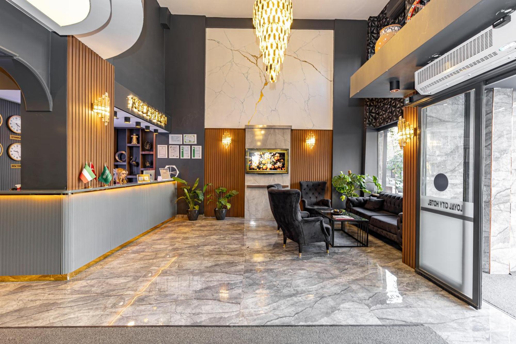 Bursa Loyal City Hotel Екстериор снимка