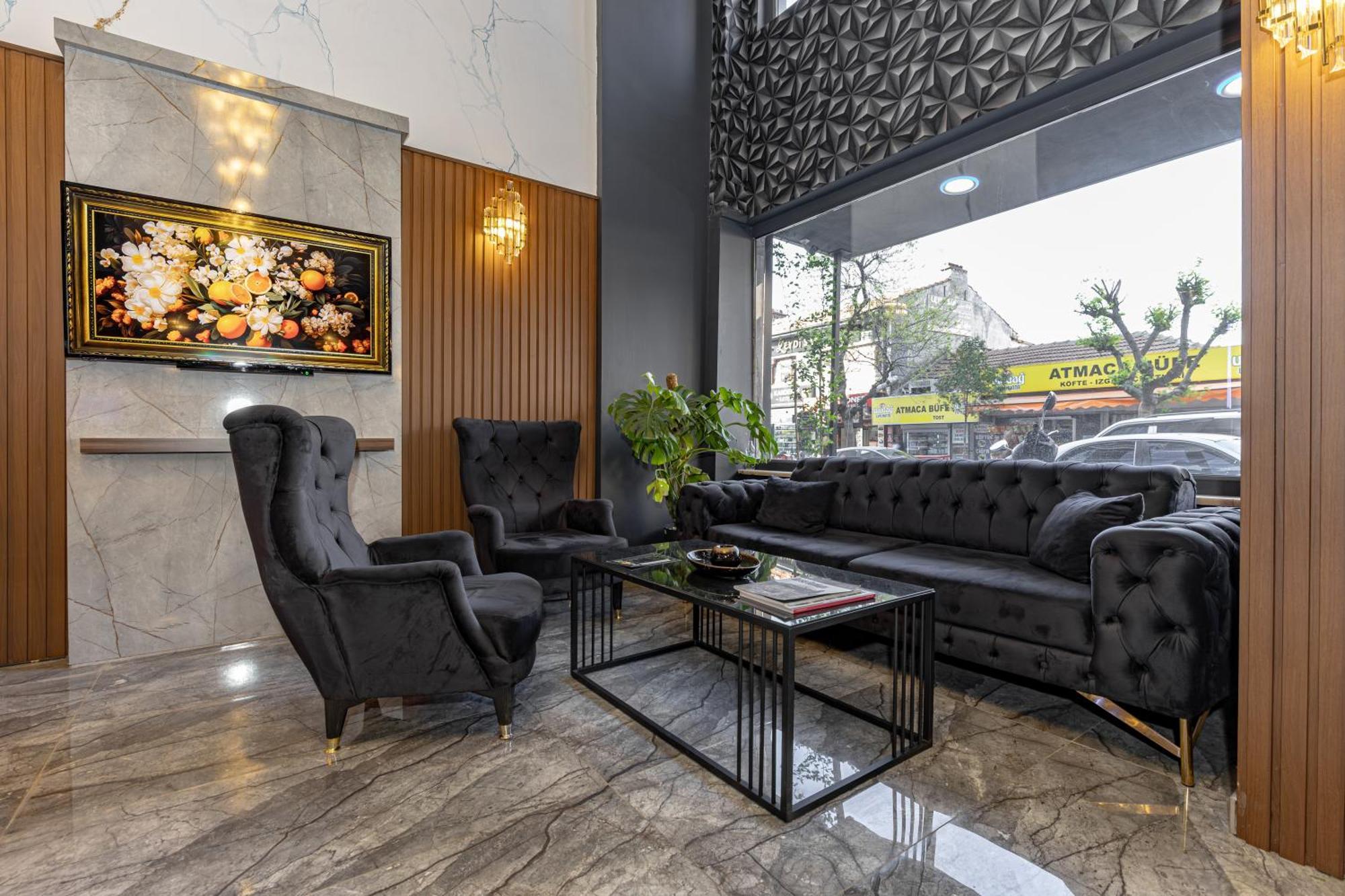 Bursa Loyal City Hotel Екстериор снимка
