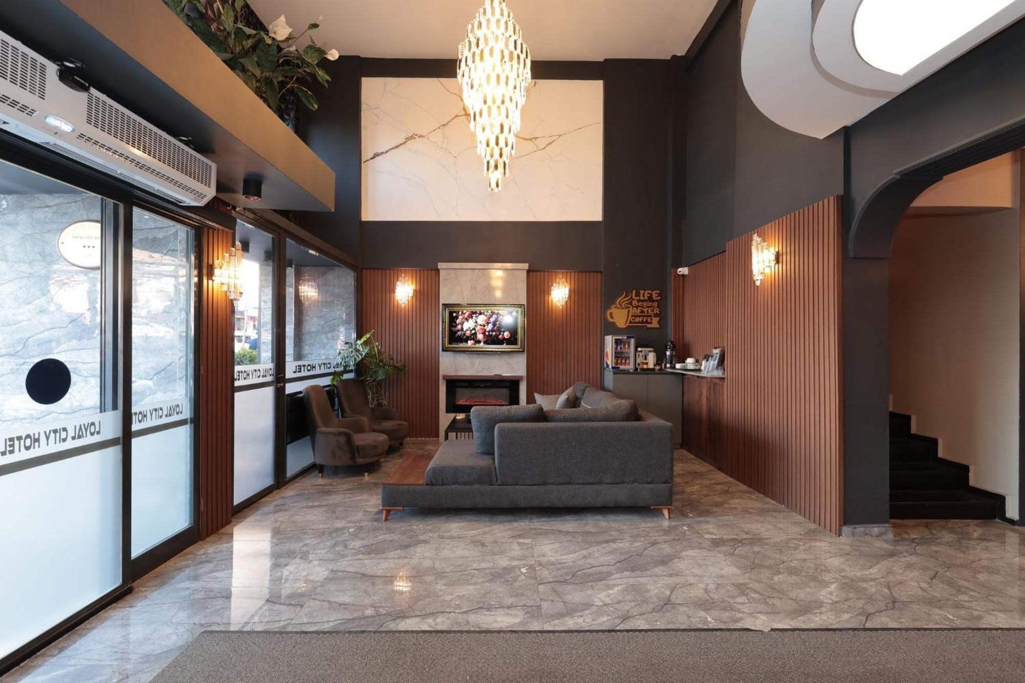 Bursa Loyal City Hotel Екстериор снимка